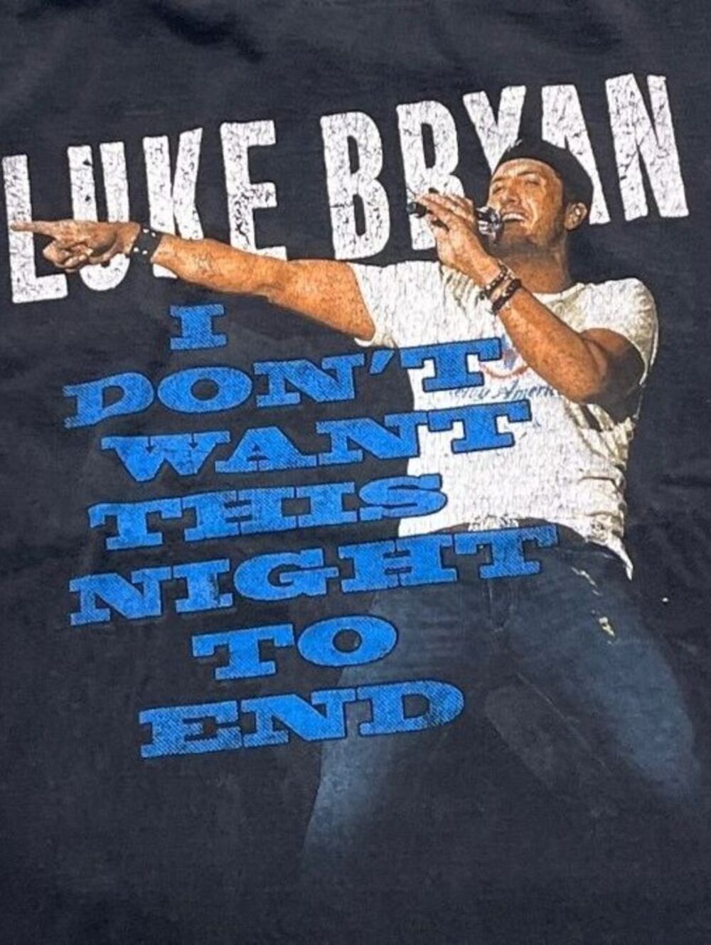 Luke Bryan Preowned Medium T-shirt
